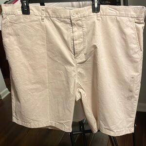Tommy Hilfiger Khaki Shorts 42